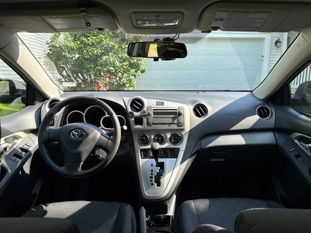 Used 2010 Toyota Matrix FWD image 3