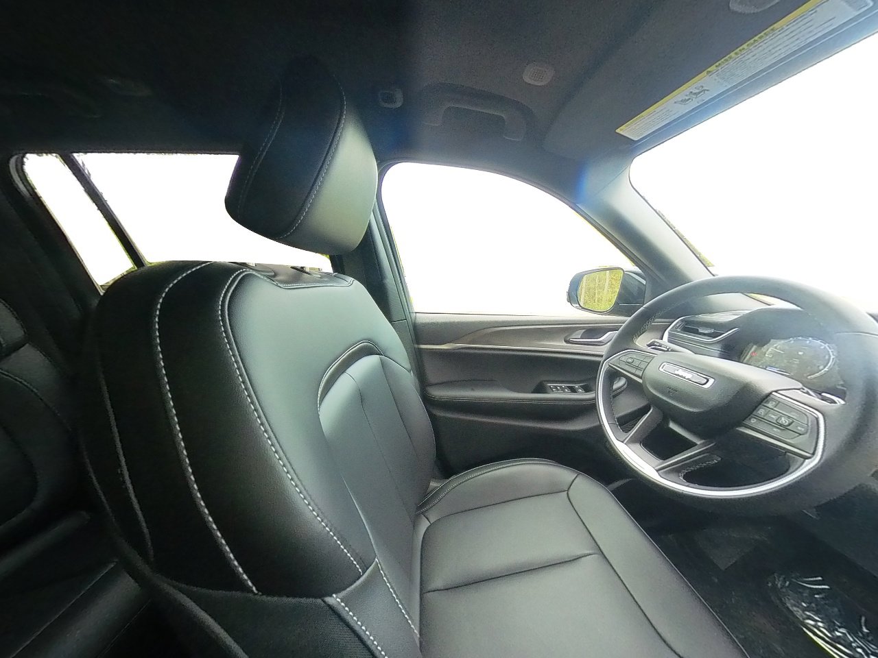 New 2025 Jeep Grand Cherokee Limited image 43