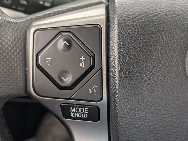 Used 2017 Toyota Tacoma SR5 w/ Tow Package AWD/4WD image 13
