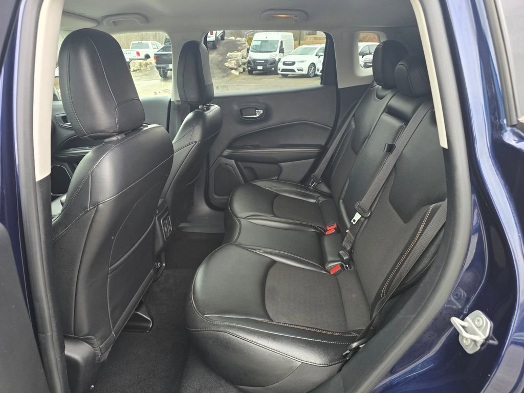 Used 2021 Jeep Compass Latitude image 10