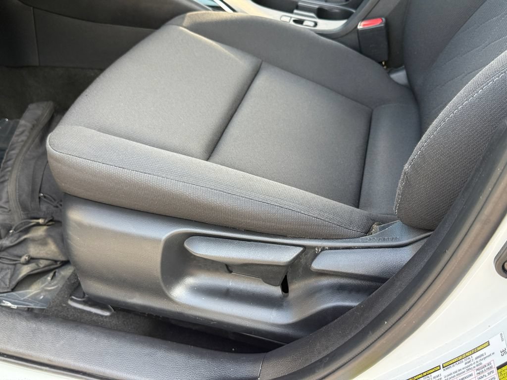 Used 2023 Toyota Corolla LE FWD image 19
