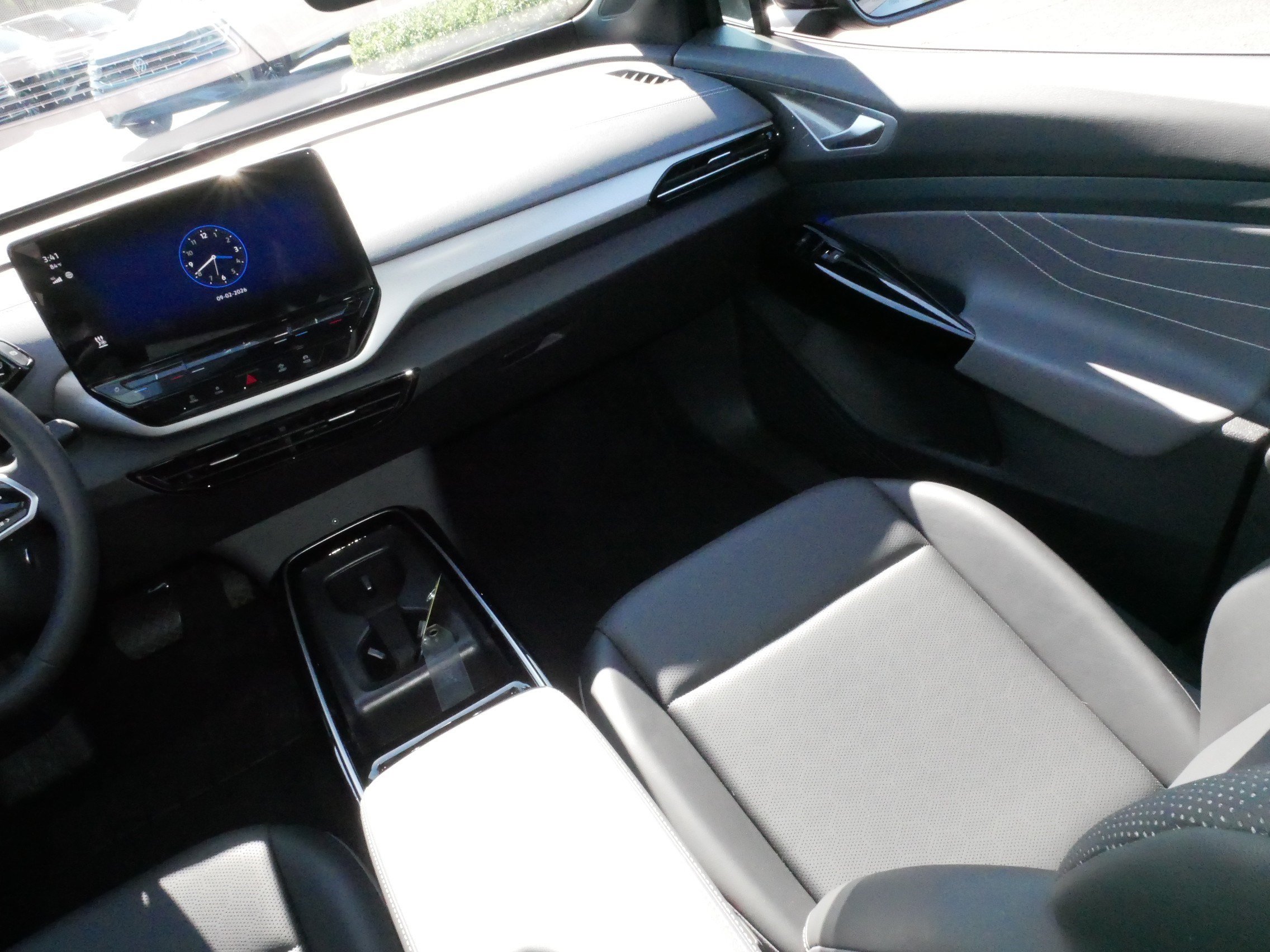 Used 2023 Volkswagen ID.4 Pro S AWD/4WD image 12