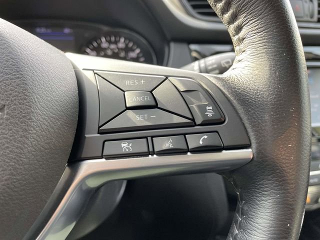 Used 2018 Nissan Rogue SL image 26