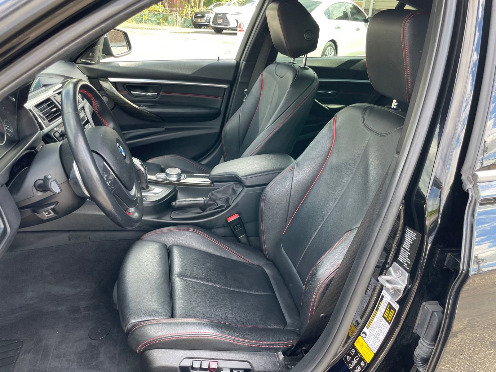 Used 2018 BMW 330i xDrive Sedan image 23