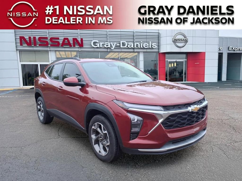 Used 2024 Chevrolet Trax LT w/ Driver Confidence Package