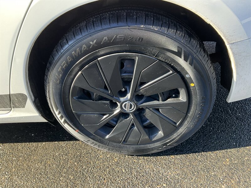 Used 2022 Nissan Altima 2.5 S image 9