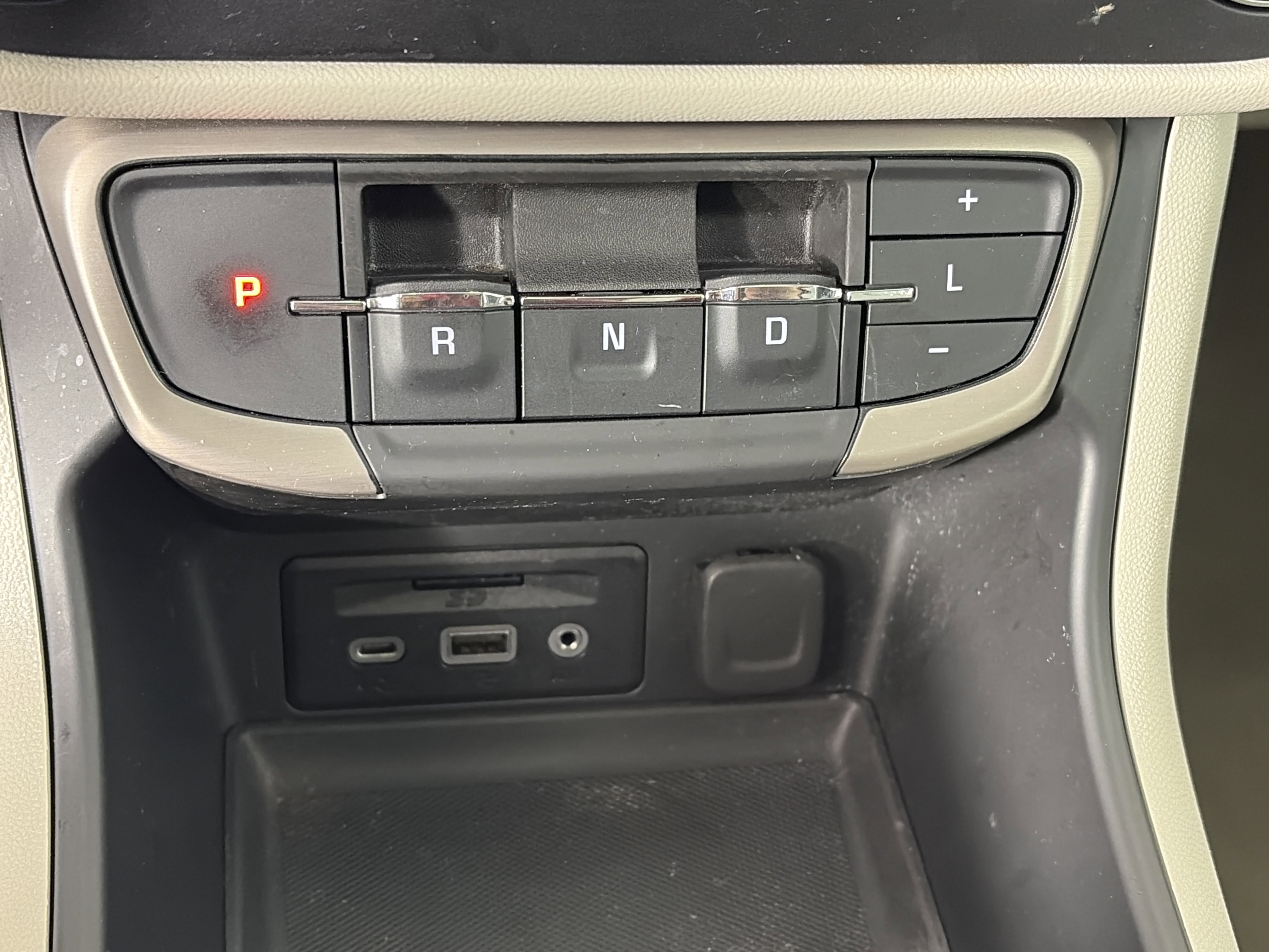 Used 2022 GMC Terrain Denali image 25