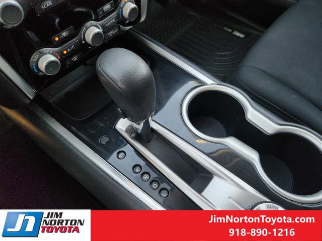 Used 2017 Nissan Pathfinder S image 22