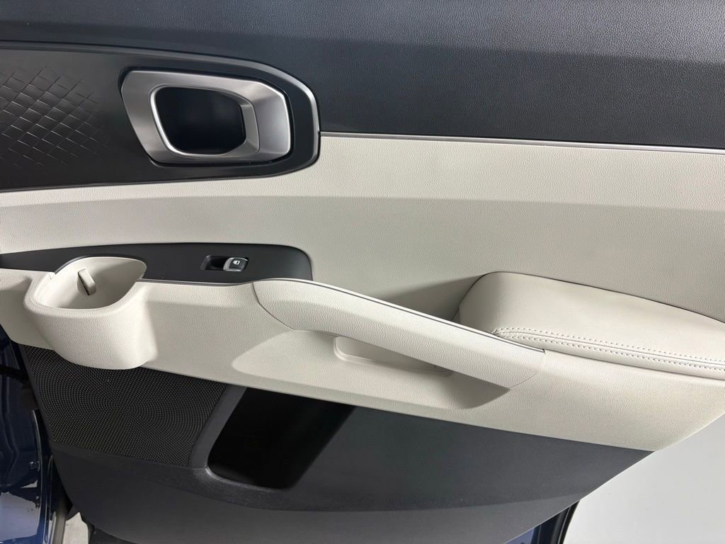 New 2026 Kia Sorento S w/ S Panoramic Sunroof Package image 15
