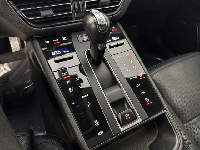 Used 2022 Porsche Macan S AWD/4WD image 8
