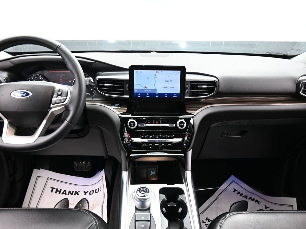 Used 2023 Ford Explorer Limited w/ Equipment Group 301A image 13