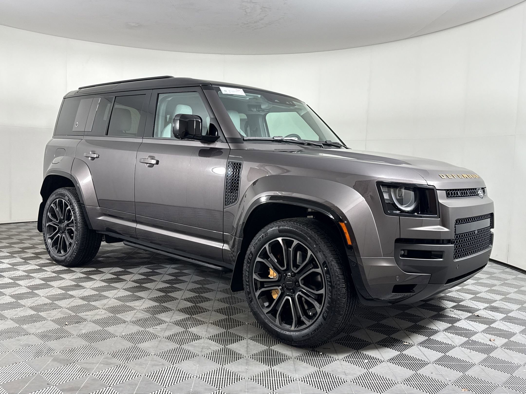 New 2026 Land Rover Defender 110 OCTA image 7