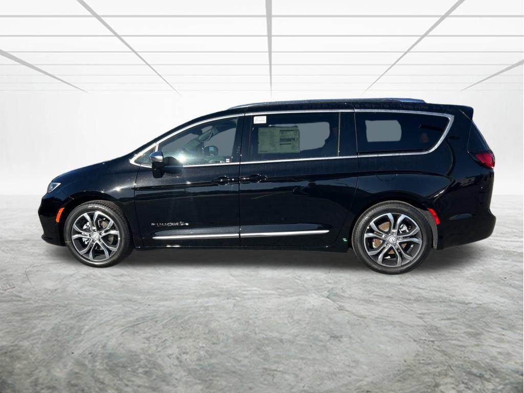 New 2026 Chrysler Pacifica Pinnacle image 7