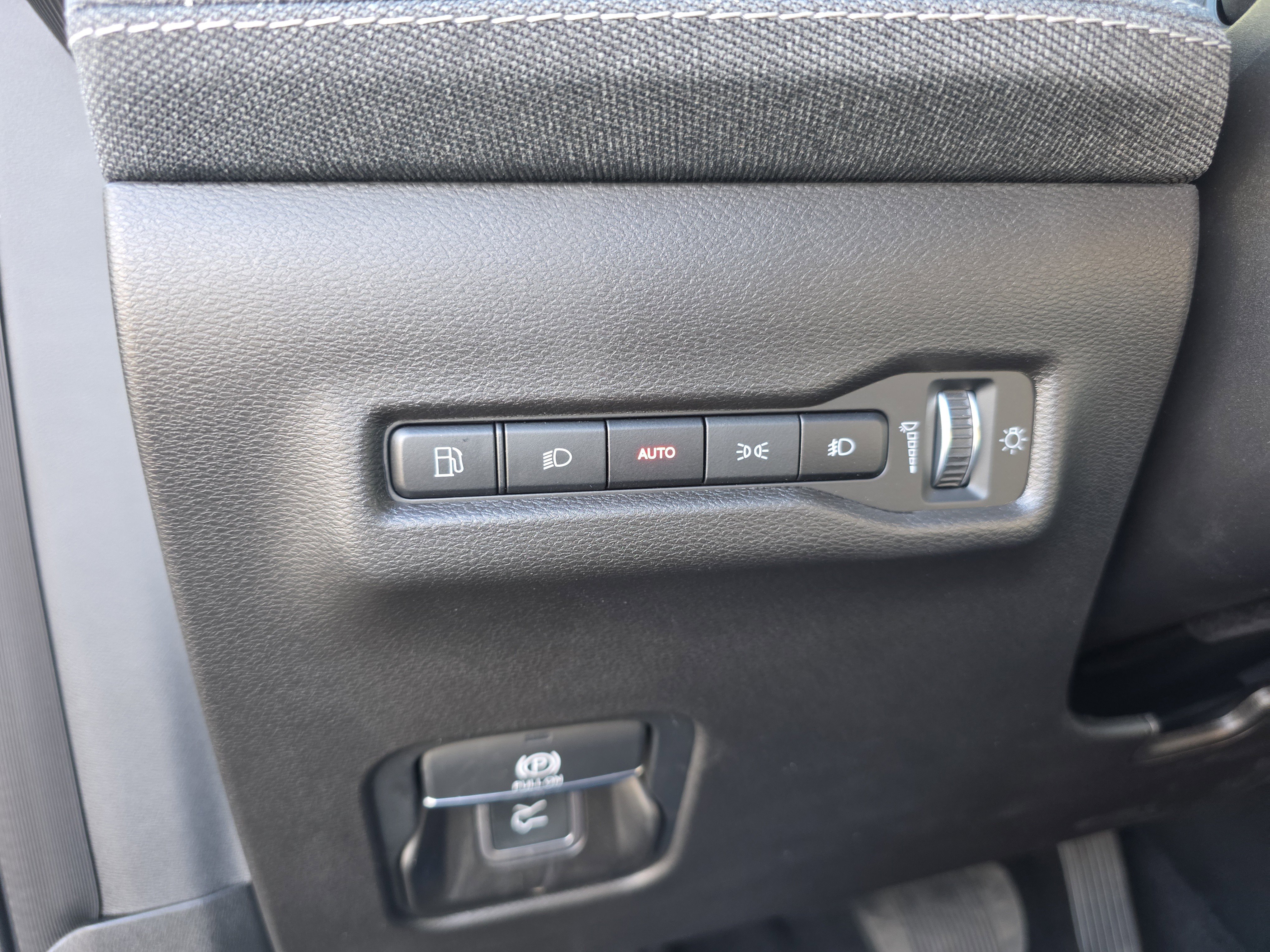 New 2026 Jeep Cherokee Laredo image 11