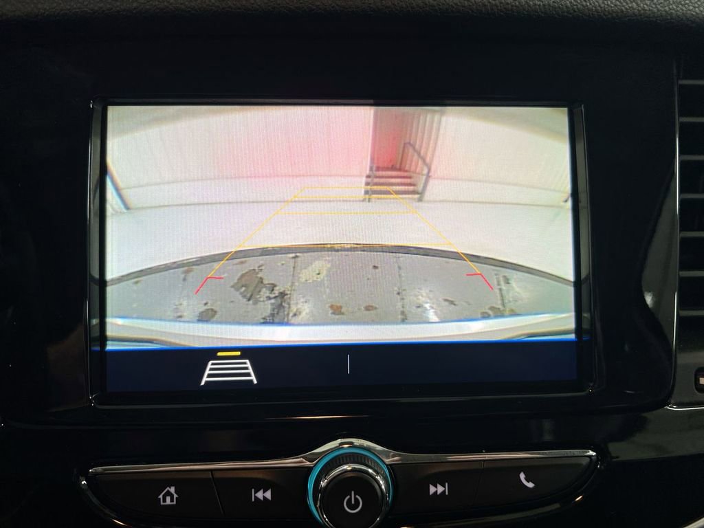 Used 2022 Buick Encore Preferred w/ Safety Package AWD/4WD image 15