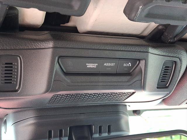 Certified 2025 Jeep Wrangler Unlimited Sahara AWD/4WD image 32