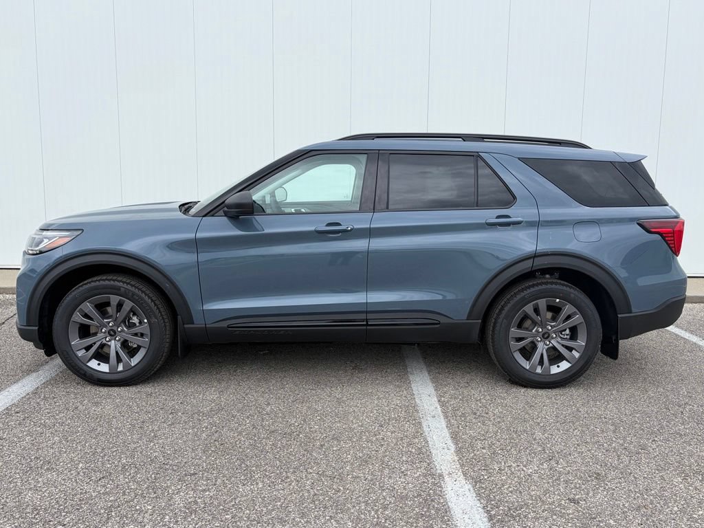 New 2026 Ford Explorer Active w/ Active Comfort Package AWD/4WD image 3