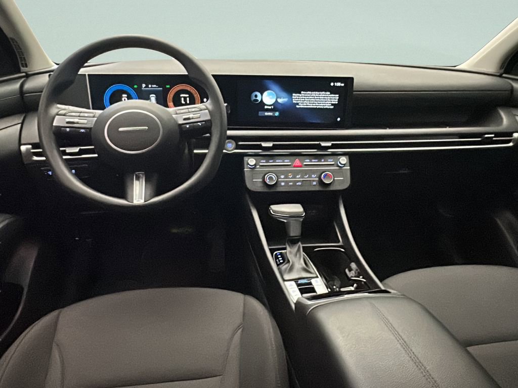 Certified 2025 Hyundai Tucson SE image 19