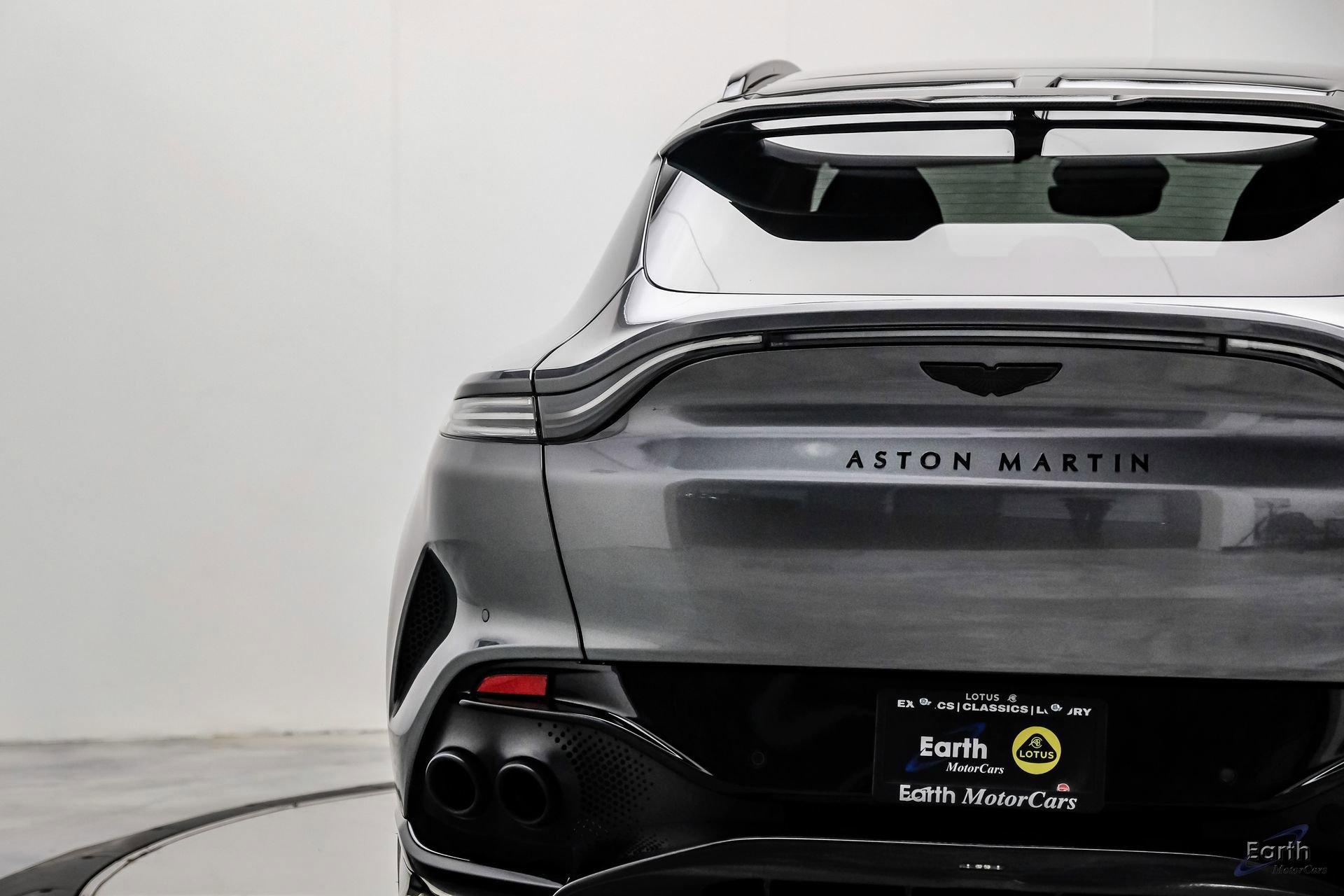 Used 2023 Aston Martin DBX 707 image 14