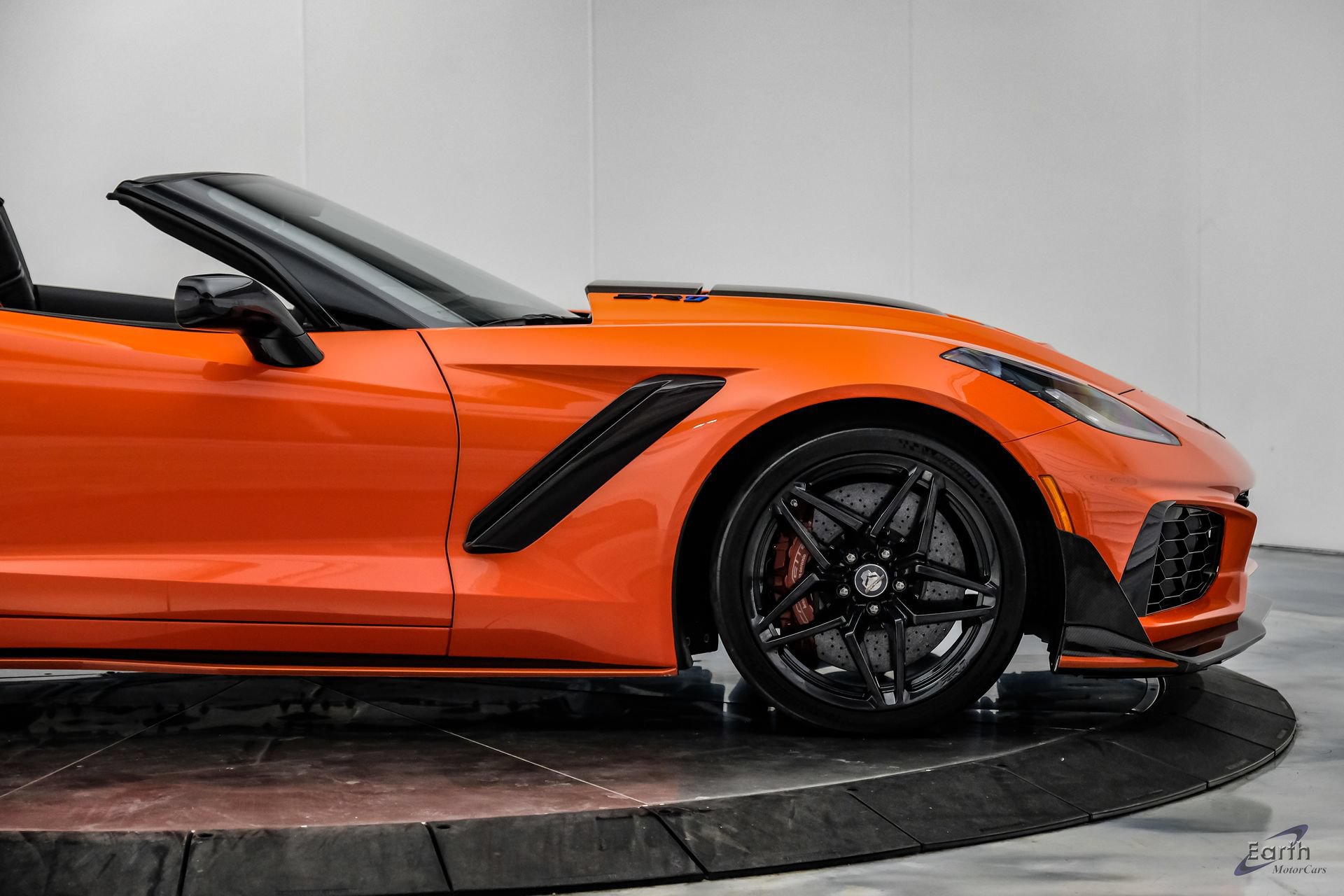 Used 2019 Chevrolet Corvette ZR1 RWD image 30