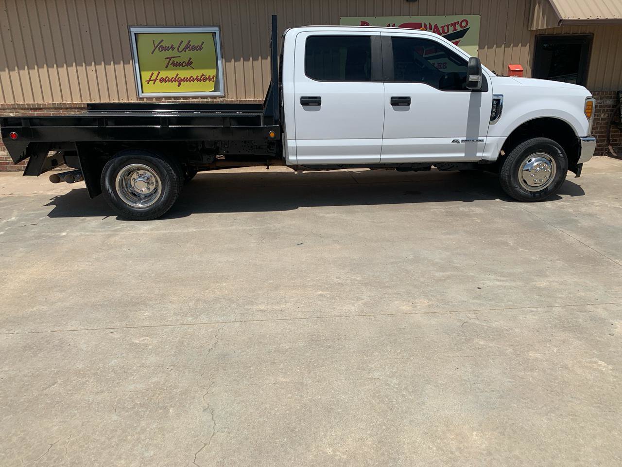 Used 2017 Ford F350 XL w/ Power Equipment Group AWD/4WD image 6