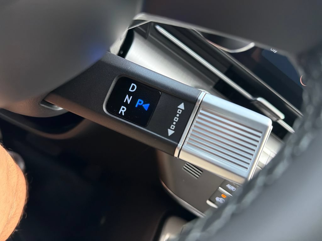 New 2026 Hyundai Kona SEL Premium FWD image 32