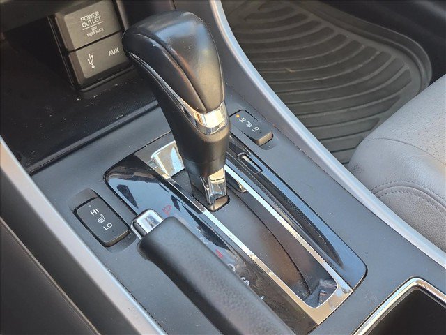 Used 2015 Honda Accord EX-L image 12