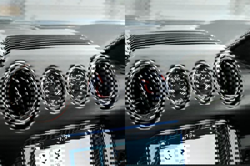 Used 2017 Ford Mustang Shelby GT350 w/ Electronics Package image 28