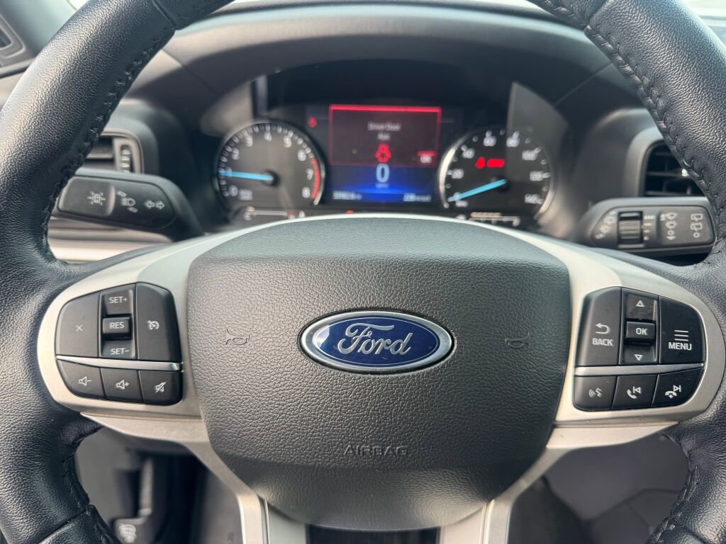 Used 2023 Ford Explorer XLT w/ Class IV Trailer Tow Package image 12