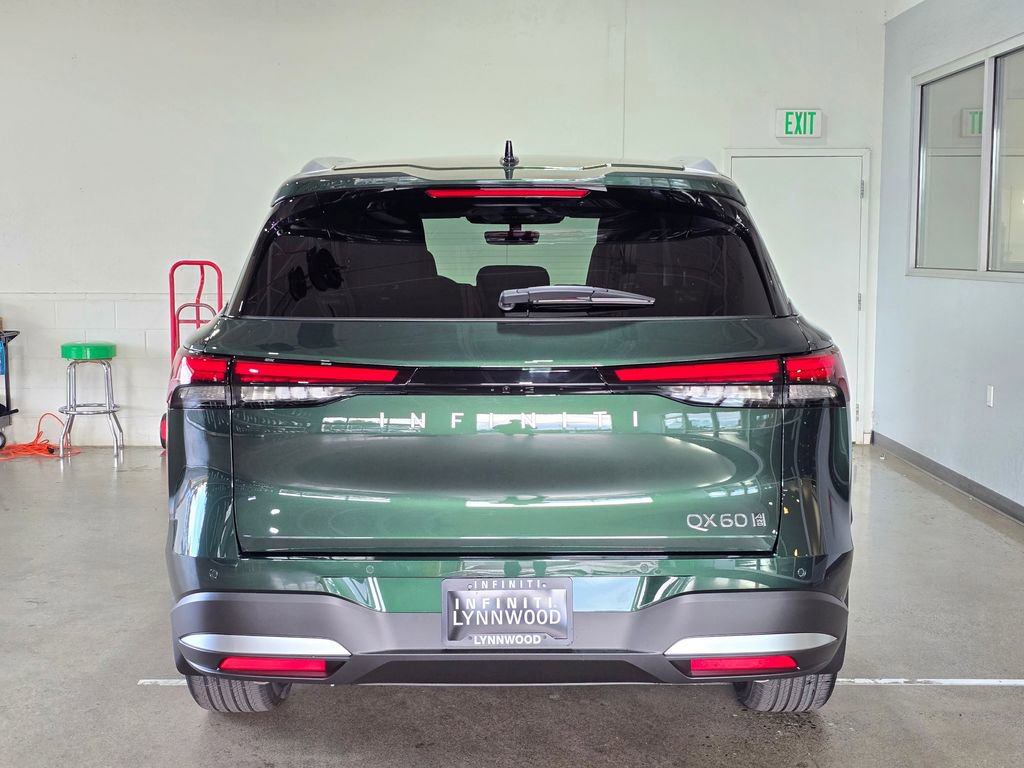 New 2026 INFINITI QX60 Luxe image 5