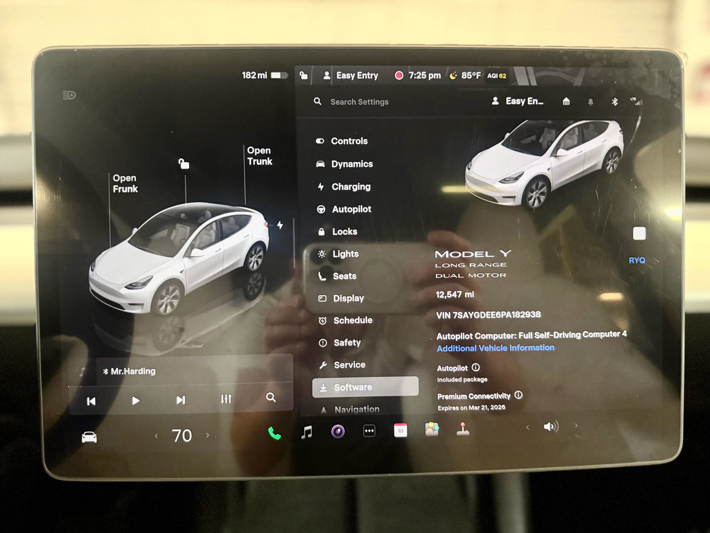 Used 2023 Tesla Model Y Long Range image 14