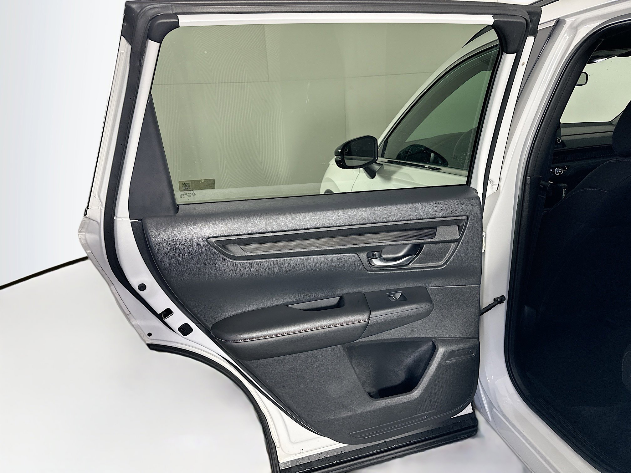 Used 2025 Honda CR-V Sport image 26