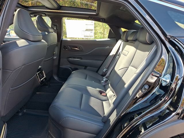 New 2026 Toyota Crown Platinum image 12