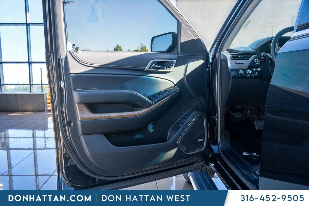 Used 2019 GMC Yukon Denali w/ Denali Ultimate Package image 16