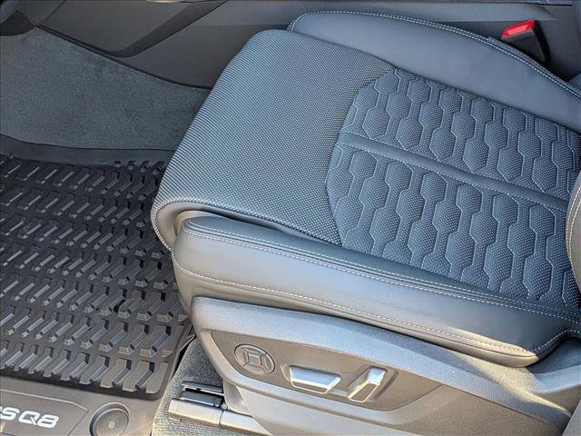 New 2026 Audi RS Q8 performance image 4