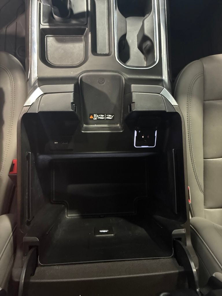 Used 2022 Chevrolet Silverado 1500 LTZ w/ Z71 Off-Road Package AWD/4WD image 33