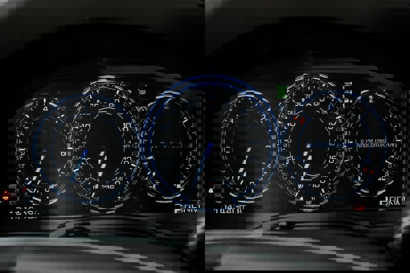 Used 2015 Cadillac Escalade Premium image 26