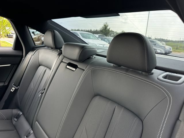 Used 2022 Audi A6 Premium Plus w/ Premium Plus Package AWD/4WD image 20