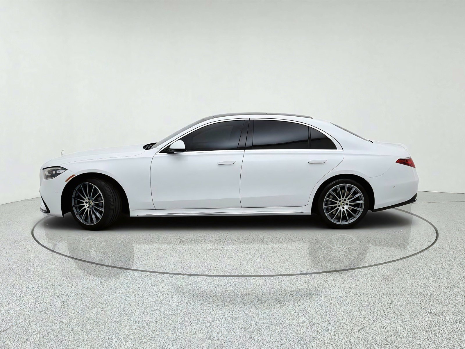 Certified 2025 Mercedes-Benz S 580 4MATIC Sedan image 14
