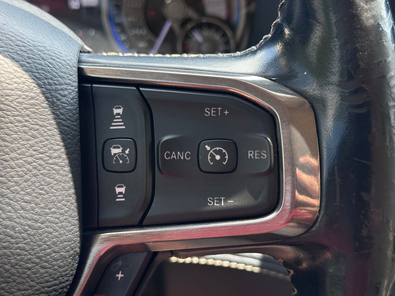 Used 2020 RAM 1500 Limited AWD/4WD image 33