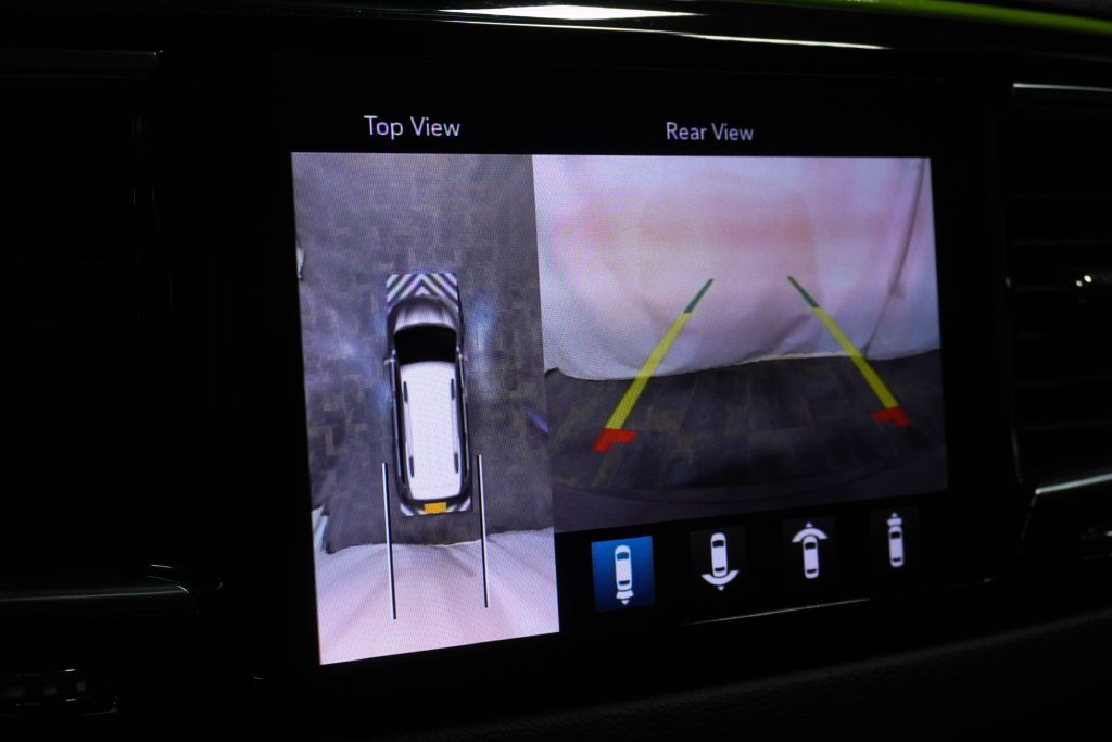 Used 2019 Chrysler Pacifica Touring-L FWD image 29