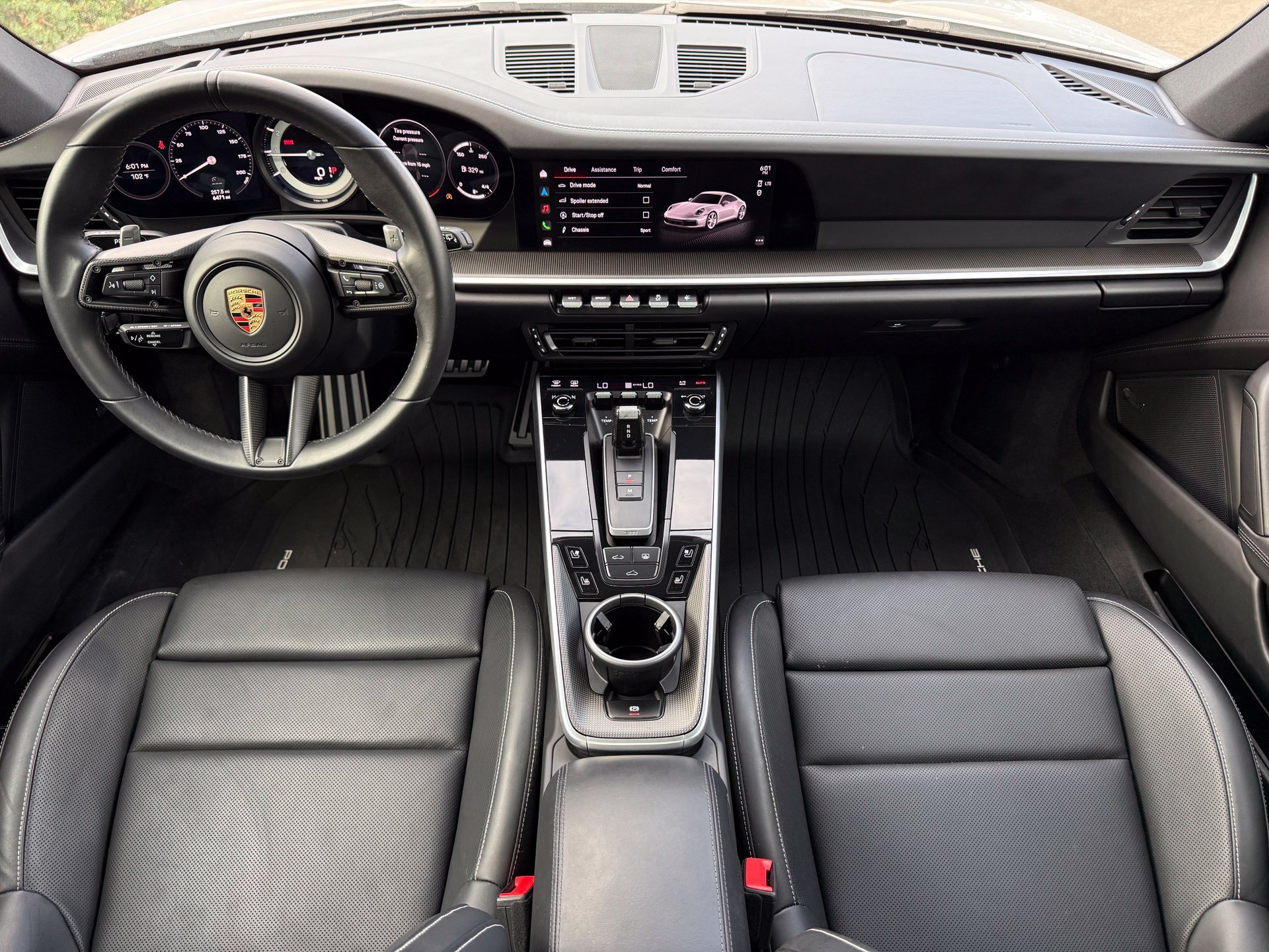 Used 2024 Porsche 911 Carrera RWD image 14