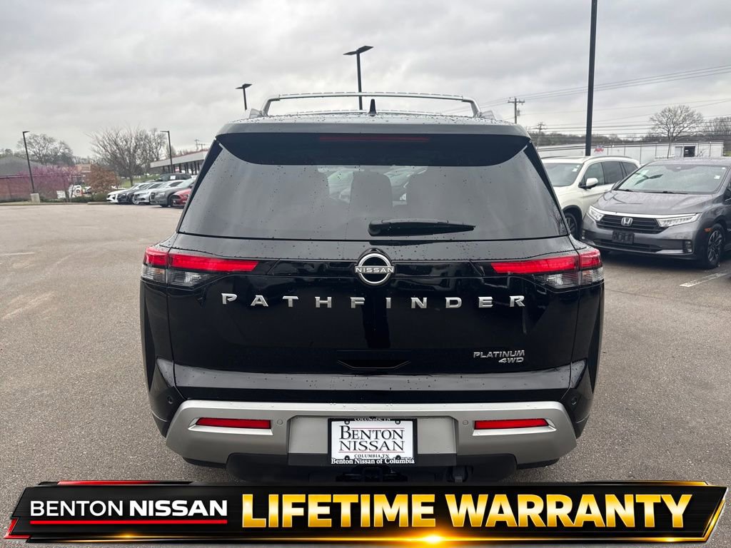 Used 2025 Nissan Pathfinder Platinum w/ Cargo Package image 8