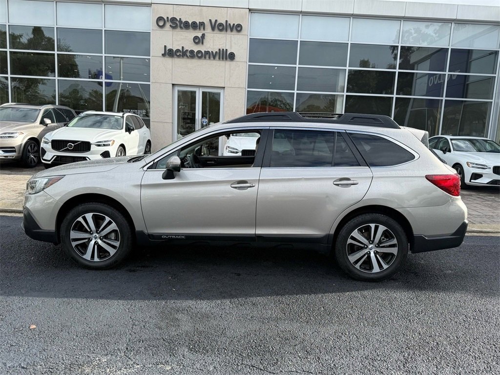 Used 2019 Subaru Outback 2.5i Limited image 3