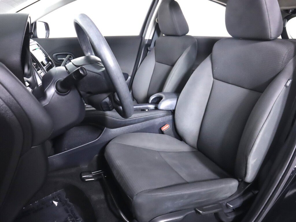 Used 2020 Honda HR-V LX image 25