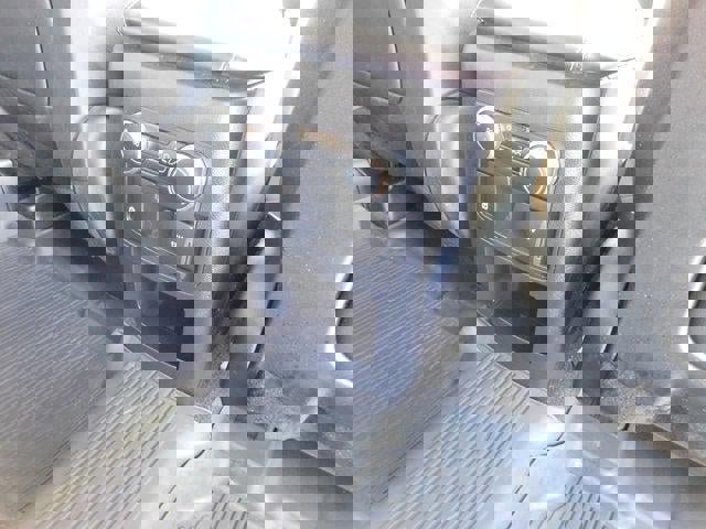 Used 2020 Ford Explorer XLT w/ Equipment Group 202A image 34