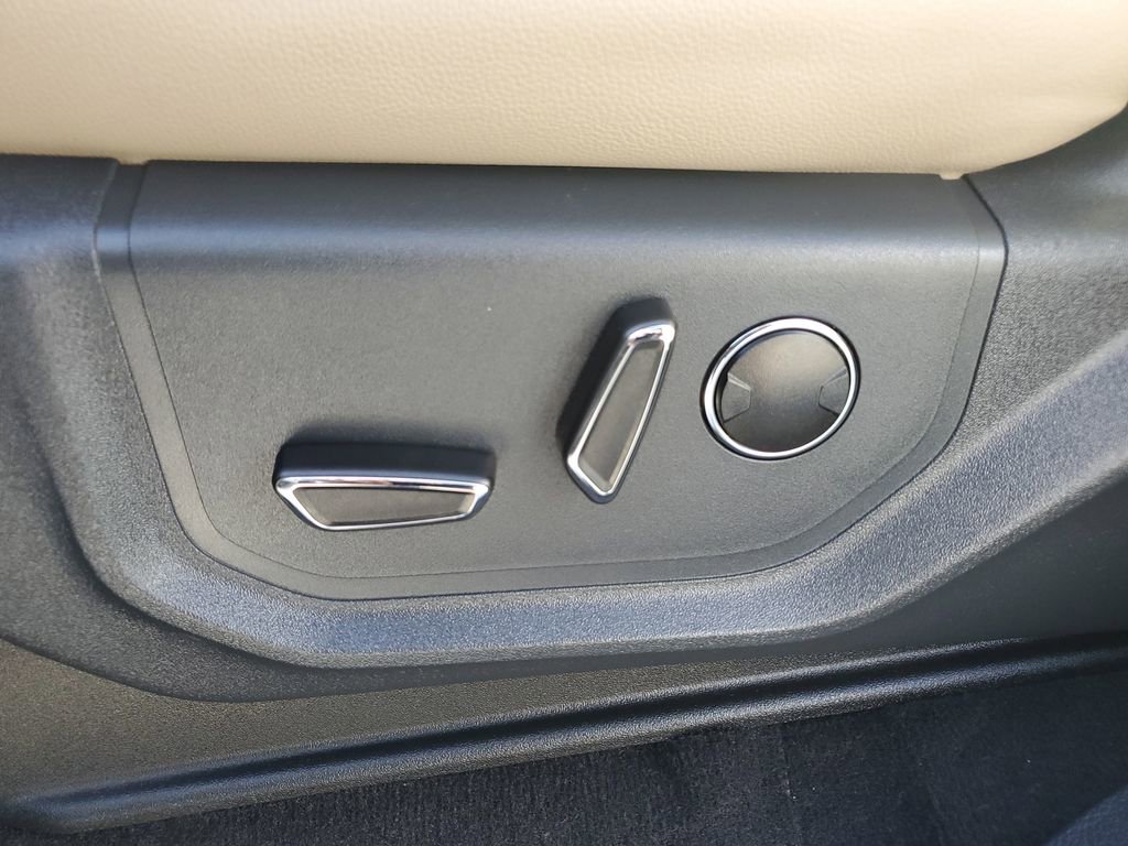 Used 2024 Ford Expedition Max Limited image 25