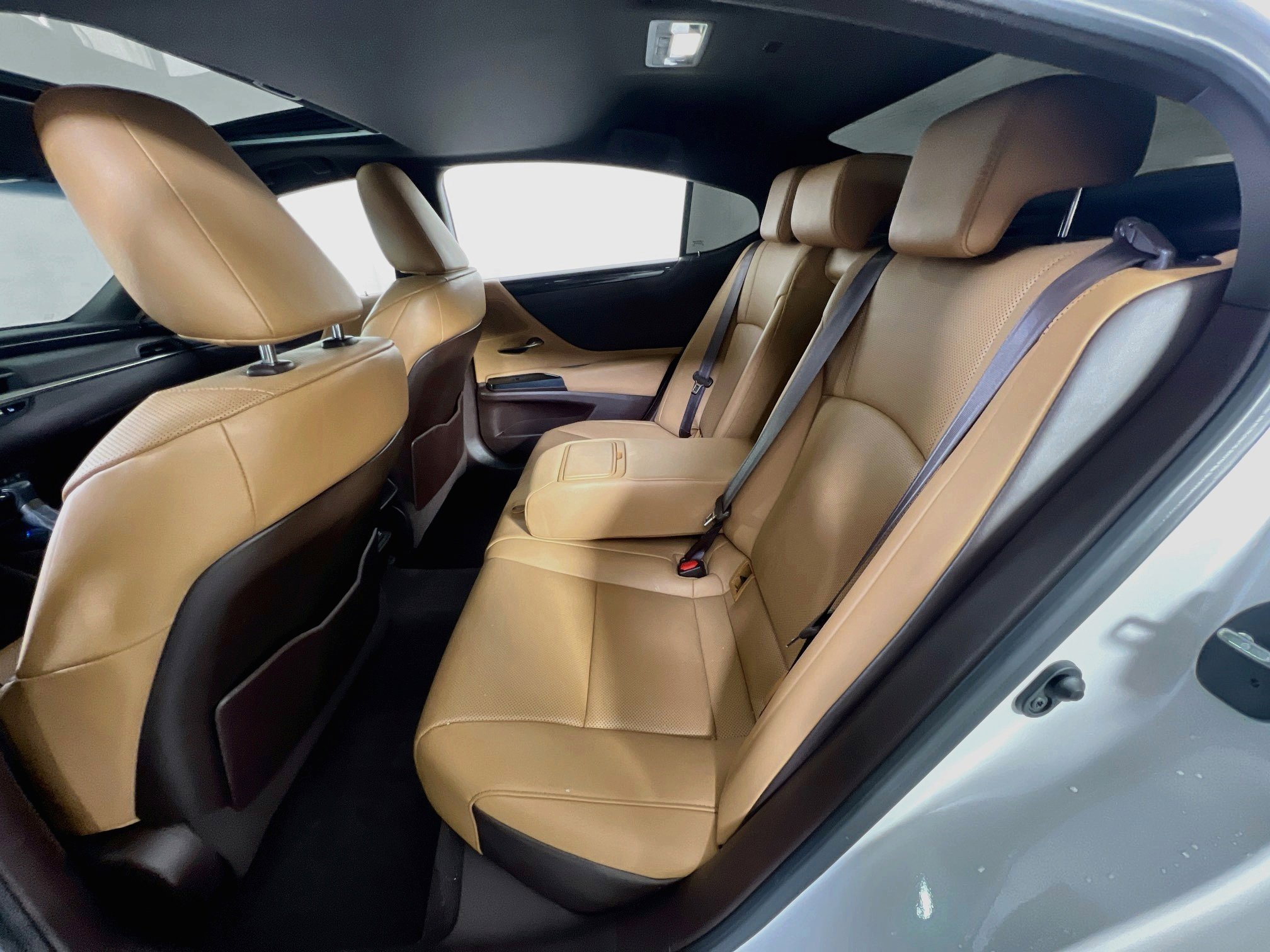 Used 2020 Lexus ES 350 w/ Premium Package FWD image 23