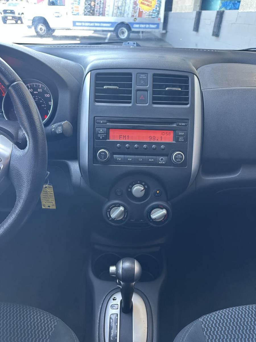 Used 2014 Nissan Versa Note SV FWD image 11