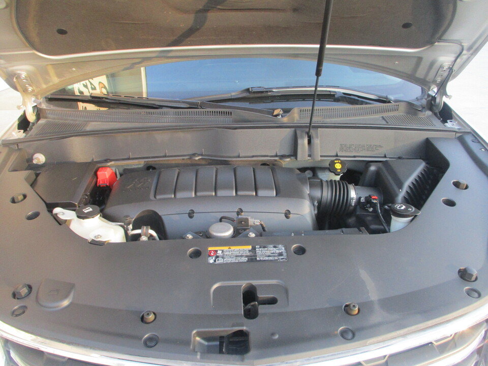 Used 2013 Chevrolet Traverse LT w/ All-Star Edition FWD image 4